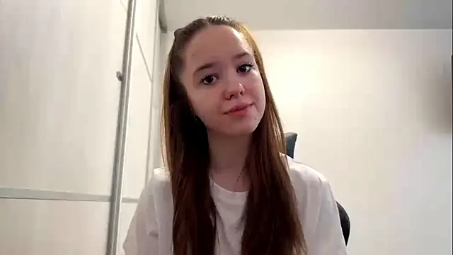 AriaGrand online show from April 4, 7:06 am