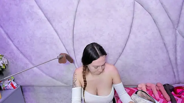 Luxurious breastfeeder online show from March 31, 12:38 pm