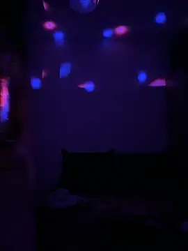 Snapshot of Ruyaaqueen chatting on March 31, 1:40 am Ruyaaqueen online show from March 31, 1:40 am