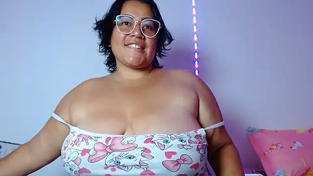 vibeSex1 online show from May 10, 5:40 pm