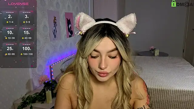 Emily Bloom 119 online show from May 6, 8:08 am