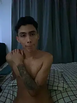 Snapshot of jmaxter chatting on April 5, 6:54 am jmaxter online show from April 5, 6:54 am