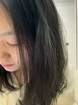 Snapshot of Shanshan_1267 chatting on April 14, 12:22 pm Shanshan 1267 online show from April 14, 12:22 pm