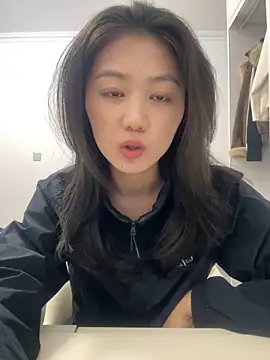 Snapshot of Shanshan_1267 chatting on May 4, 2:02 pm Shanshan 1267 online show from May 4, 2:02 pm
