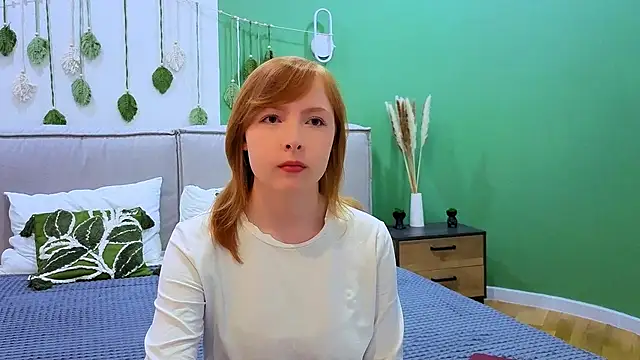 CherryCrushLove online show from March 31, 8:59 am