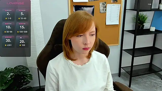 CherryCrushLove online show from May 12, 5:37 am