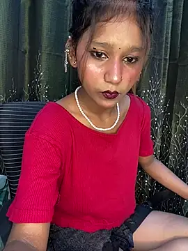 Cutiepie- online show from April 18, 6:01 pm