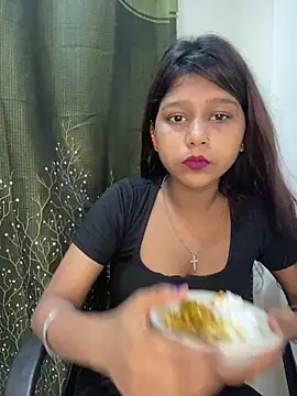 Cutiepie- online show from May 15, 9:00 pm