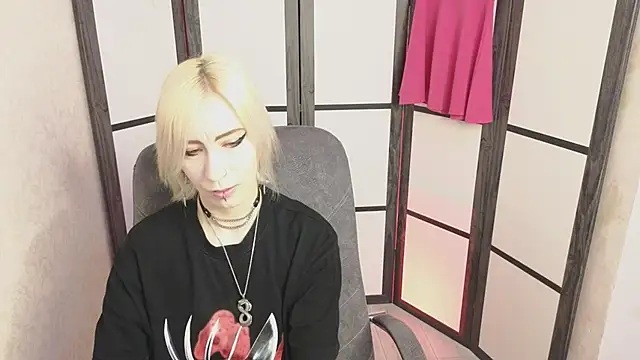 Snapshot of Black_Orchides chatting on June 1, 8:38 am Black Orchides online show from June 1, 8:38 am