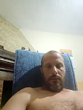 Snapshot of SuperDotadoX29 chatting on June 6, 12:49 am SuperDotadoX29 online show from June 6, 12:49 am