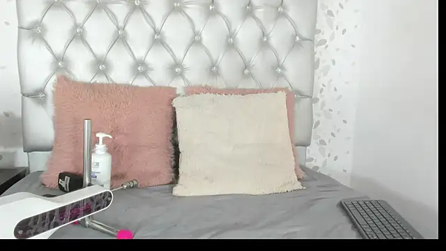 brenda sofia69 online show from July 29, 1:42 pm