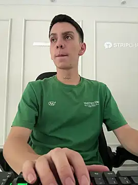 Liam Fiire online show from April 3, 2:48 pm