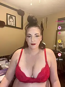 Snapshot of taylorsunshine chatting on May 5, 10:40 pm taylorsunshine online show from May 5, 10:40 pm