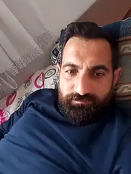 Snapshot of Baris2334 chatting on April 2, 12:36 pm Baris2334 online show from April 2, 12:36 pm