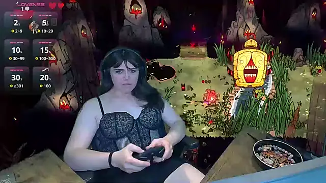Snapshot of MsValentinaNoire chatting on April 19, 6:43 pm MsValentinaNoire online show from April 19, 6:43 pm