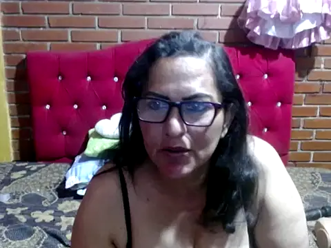 kristalmarelyn online show from June 2, 6:04 am
