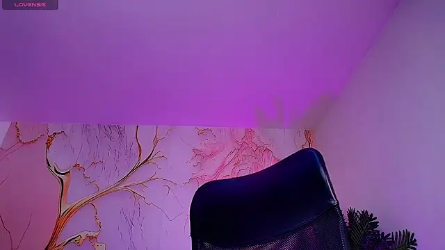 cherry latiinn19 online show from May 12, 5:32 pm