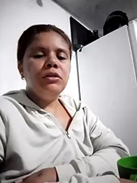 Snapshot of Zafiro_MD chatting on May 5, 10:34 am Zafiro MD online show from May 5, 10:34 am