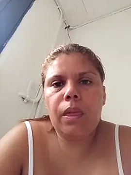 Snapshot of Zafiro_MD chatting on May 17, 2:24 pm Zafiro MD online show from May 17, 2:24 pm
