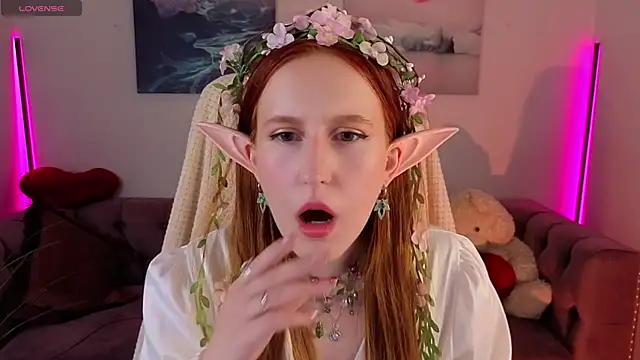 EvaBellea online show from May 23, 1:37 pm