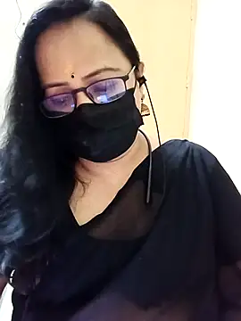 Snapshot of monisha_cam chatting on April 28, 5:34 am monisha cam online show from April 28, 5:34 am
