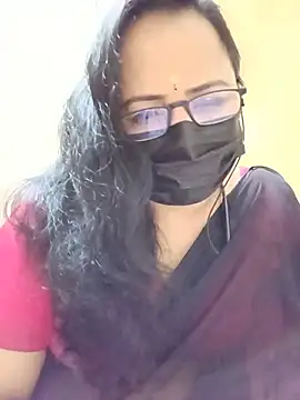 Snapshot of monisha_cam chatting on July 18, 7:45 am monisha cam online show from July 18, 7:45 am