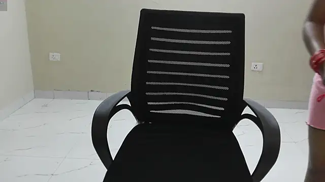 Snapshot of Hot_Bhabhi_1 chatting on May 27, 8:17 pm Hot Bhabhi 1 online show from May 27, 8:17 pm