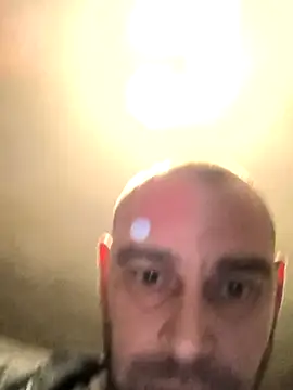 Snapshot of blago777 chatting on February 1, 4:33 pm blago777 online show from February 1, 4:33 pm