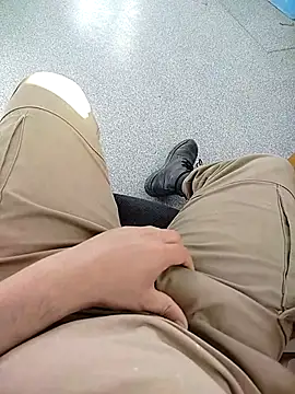 Snapshot of samosa7678 chatting on April 8, 3:34 pm samosa7678 online show from April 8, 3:34 pm