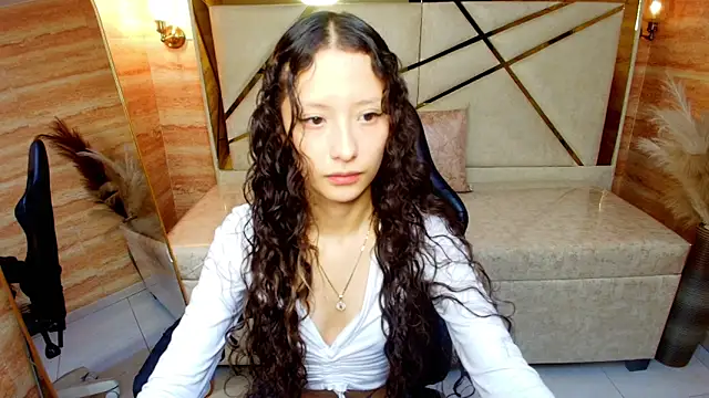 Snapshot of abby__r chatting on April 11, 12:42 pm abby r online show from April 11, 12:42 pm