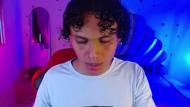 elio fox online show from April 5, 11:51 am