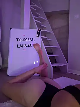 lanaary online show from July 2, 9:54 pm
