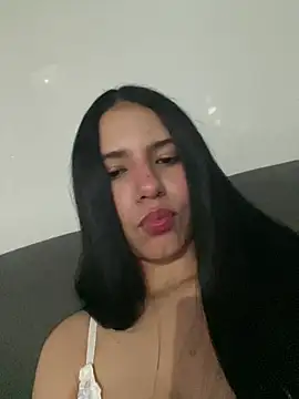 IsabelaRivers online show from May 14, 3:35 am