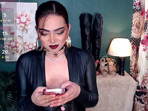 Snapshot of Kristinescottcummer69x chatting on April 9, 8:53 am Kristinescottcummer69x online show from April 9, 8:53 am