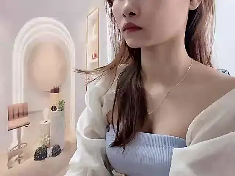 Snapshot of ___Nami___ chatting on April 21, 1:42 am Nami online show from April 21, 1:42 am