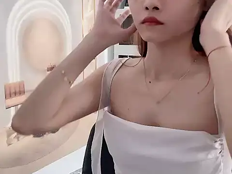 Snapshot of ___Nami___ chatting on April 28, 12:53 am Nami online show from April 28, 12:53 am
