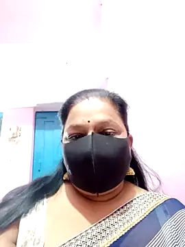 Snapshot of PINKI_024 chatting on April 5, 5:48 am PINKI 024 online show from April 5, 5:48 am