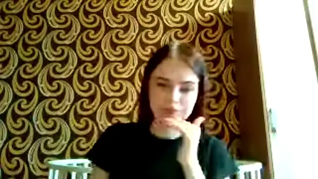 Snapshot of KikiAmino chatting on May 23, 5:23 am KikiAmino online show from May 23, 5:23 am