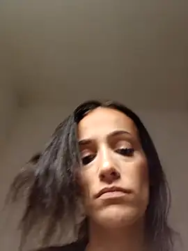 Lolaa92i online show from April 14, 12:00 pm