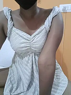 Snapshot of kannadagirlanju852 chatting on May 19, 3:51 pm kannadagirlanju852 online show from May 19, 3:51 pm