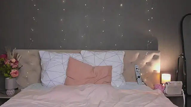 Snapshot of Amy-Desiree chatting on July 1, 1:29 am Amy-Desiree online show from July 1, 1:29 am