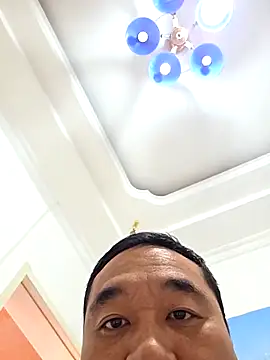 Snapshot of miaomiao-66 chatting on April 12, 2:27 am miaomiao-66 online show from April 12, 2:27 am