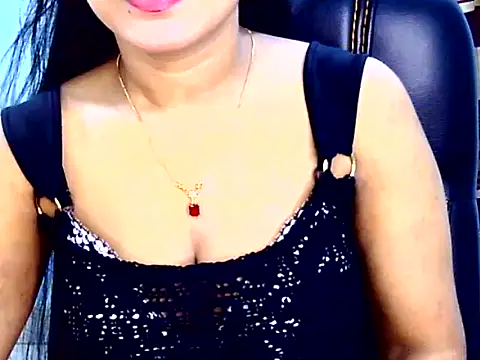 Snapshot of Noor_Zarin chatting on April 17, 8:45 pm Noor Zarin online show from April 17, 8:45 pm