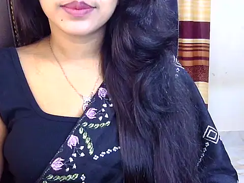 Snapshot of Noor_Zarin chatting on April 27, 11:47 pm Noor Zarin online show from April 27, 11:47 pm