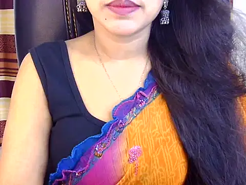 Snapshot of Noor_Zarin chatting on April 28, 9:42 pm Noor Zarin online show from April 28, 9:42 pm
