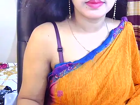 Snapshot of Noor_Zarin chatting on May 20, 3:13 am Noor Zarin online show from May 20, 3:13 am