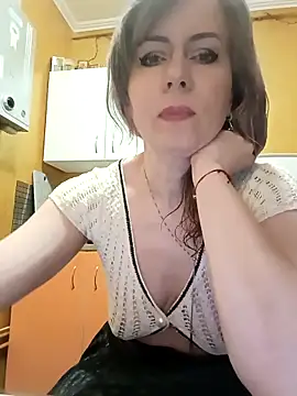 Snapshot of TaynaSecret chatting on April 30, 8:37 pm TaynaSecret online show from April 30, 8:37 pm