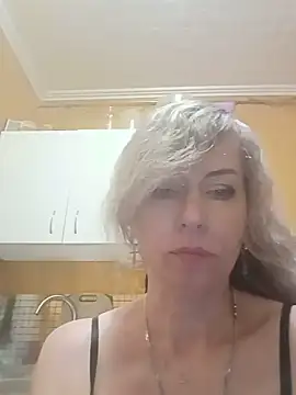 TaynaSecret online show from June 20, 8:44 pm