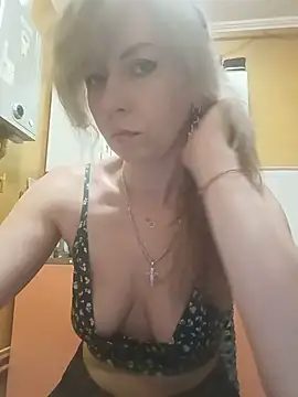 TaynaSecret online show from June 22, 8:28 pm