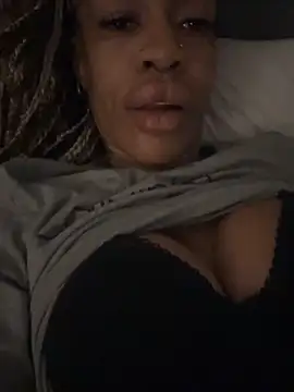 Rosie-B online show from April 21, 10:12 pm